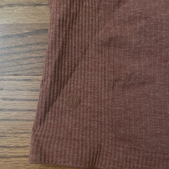 LULULEMON Ebb to Street Short Sleeve Shirt 6 - Picture 5 of 5